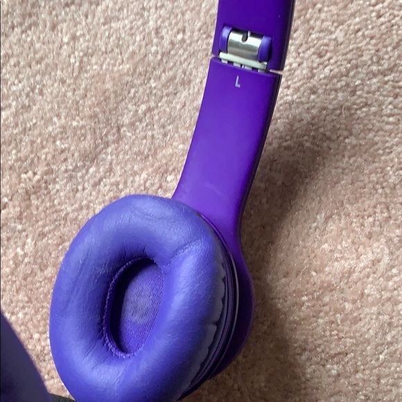 BEATS by Dr. Dre SoloHD On-Ear Wired Headphones - Picture 4 of 5